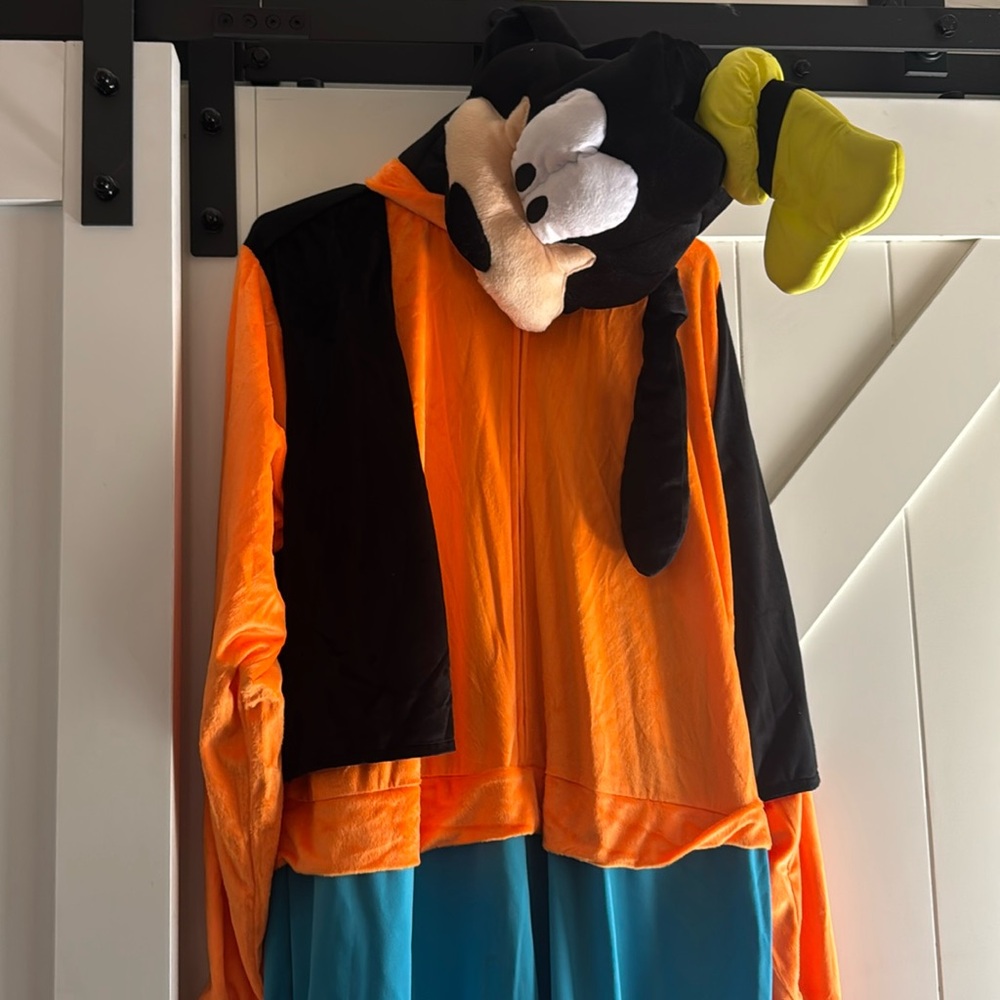Spirit Goofy Costume with Orange and Black
